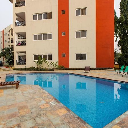 Accra Fine Suites - Holi Flats Airport Residential Bagian luar foto